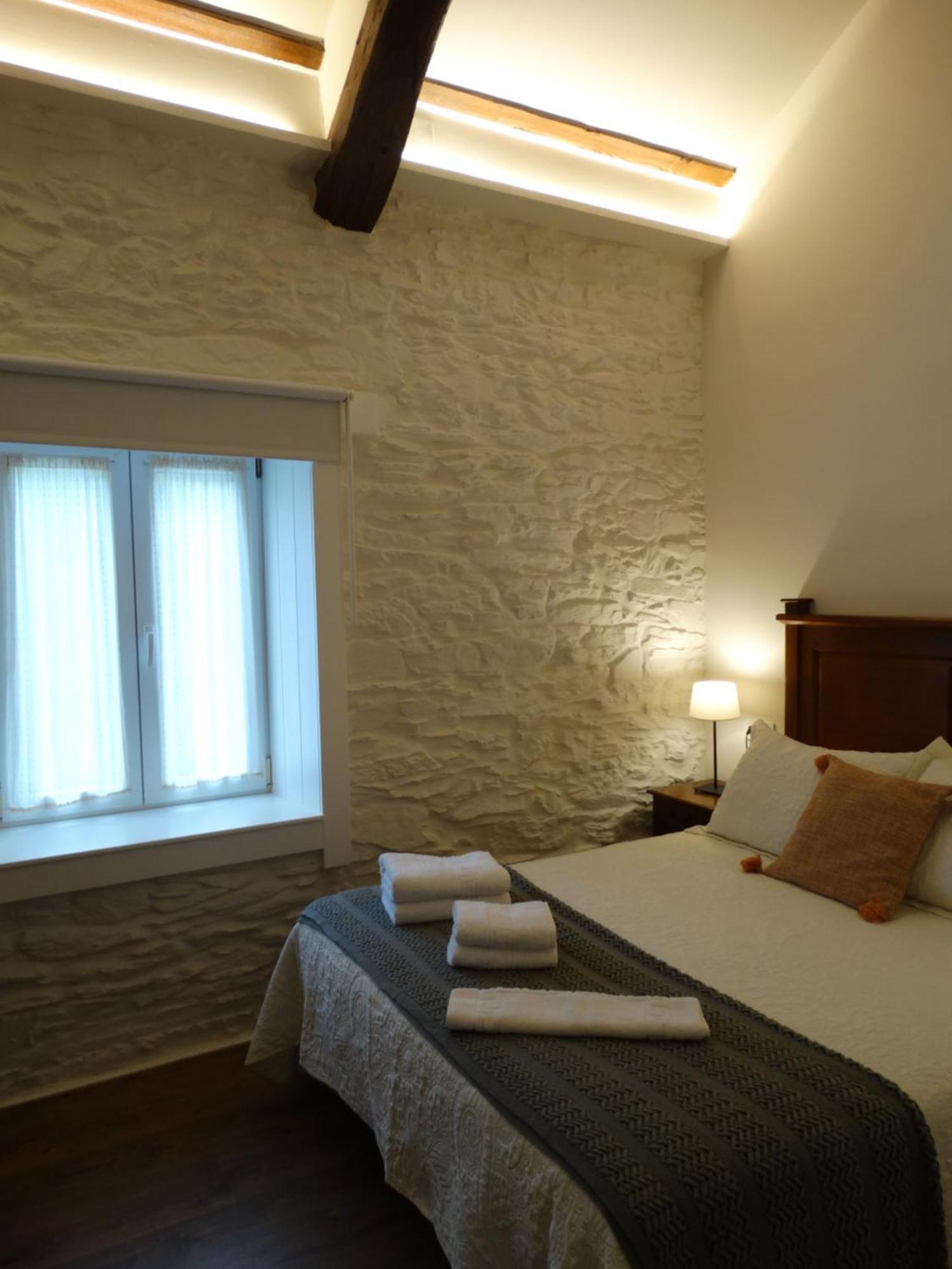 ויביירו Apartamentos Minas De Silvarosa מראה חיצוני תמונה